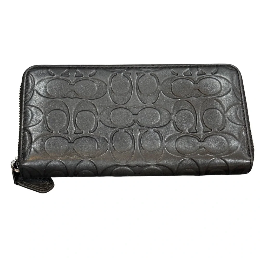Coach Accordion Zip Wallet Black Signature Debossed‎ Leather Long Clutch Wallet
